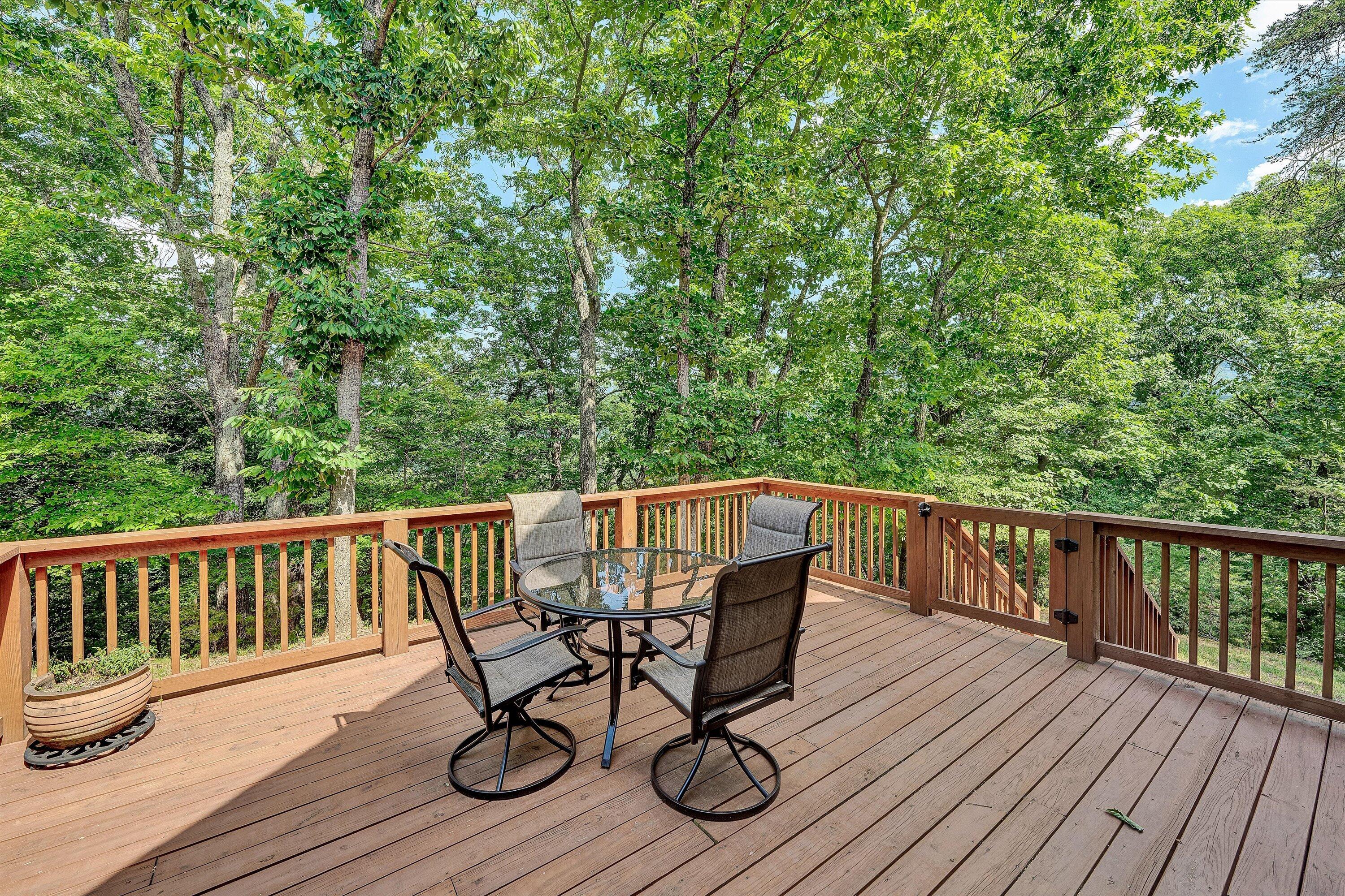 6211 Hillcrest Road Salem, VA 24153 - Photo 28 of 36 a view of balcony with wooden floor and seating space