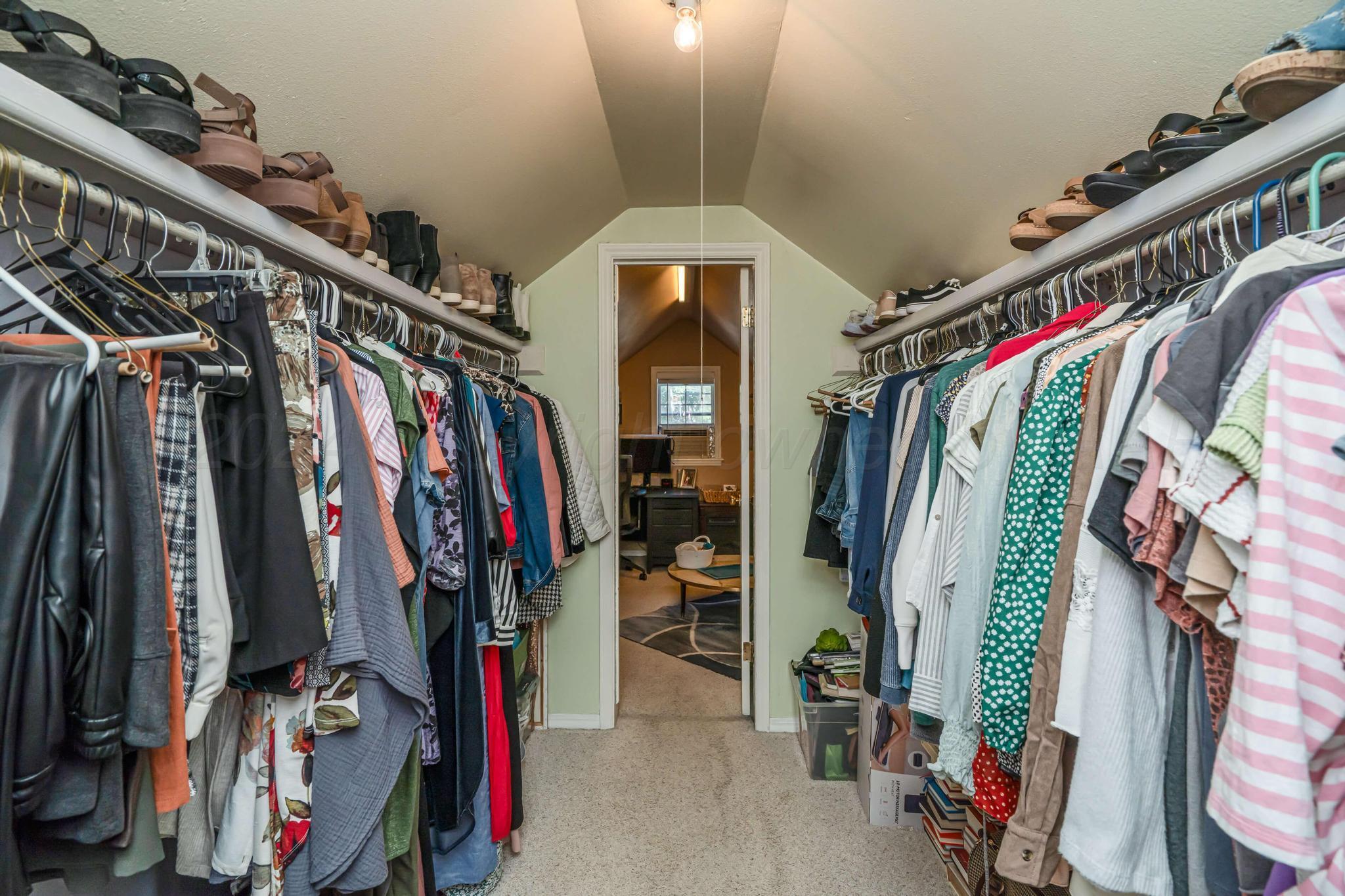 3304 Bedford Road Amarillo, TX 79106 - Photo 20 of 30 3304 Bedford-24 BDRM 3 CLOSET