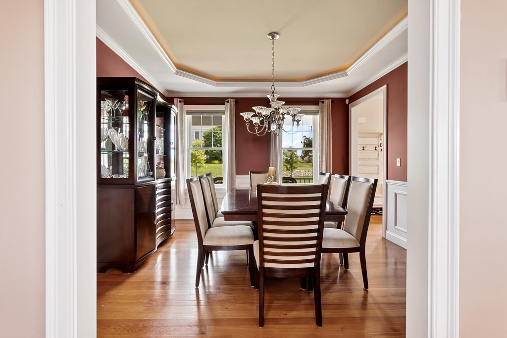 8 Hilltop Road Danvers, MA 01923 - Photo 15 of 42