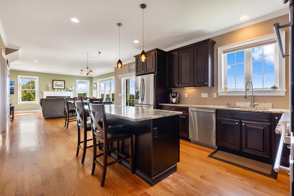 8 Hilltop Road Danvers, MA 01923 - Photo 17 of 42