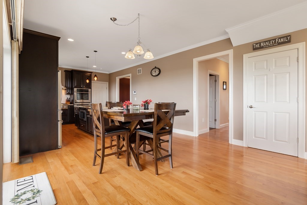 8 Hilltop Road Danvers, MA 01923 - Photo 20 of 42