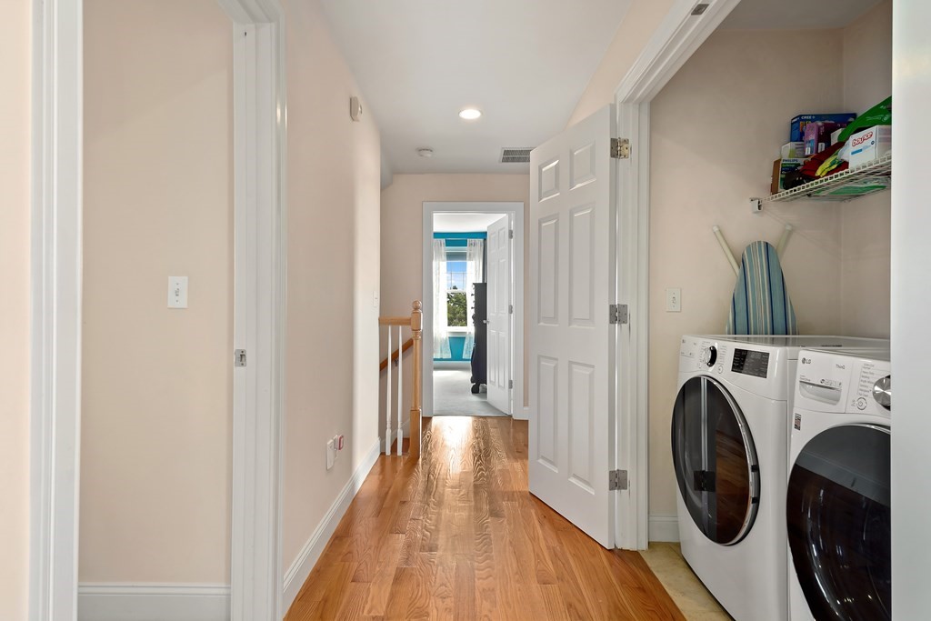 8 Hilltop Road Danvers, MA 01923 - Photo 29 of 42