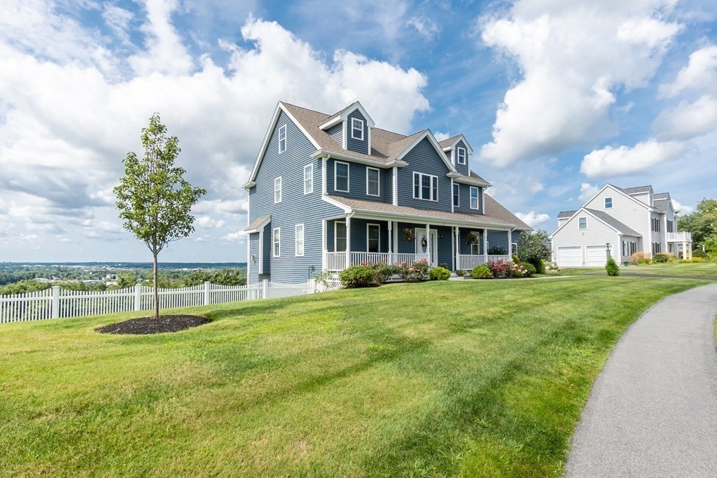 8 Hilltop Road Danvers, MA 01923 - Photo 3 of 42