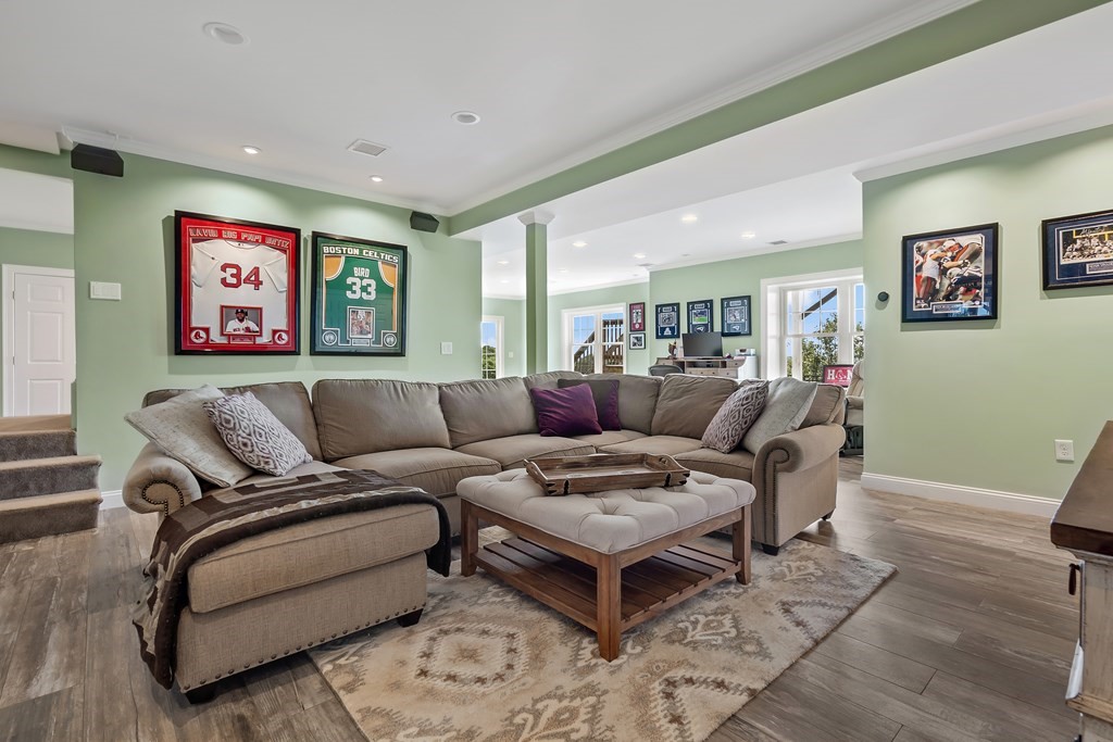 8 Hilltop Road Danvers, MA 01923 - Photo 34 of 42