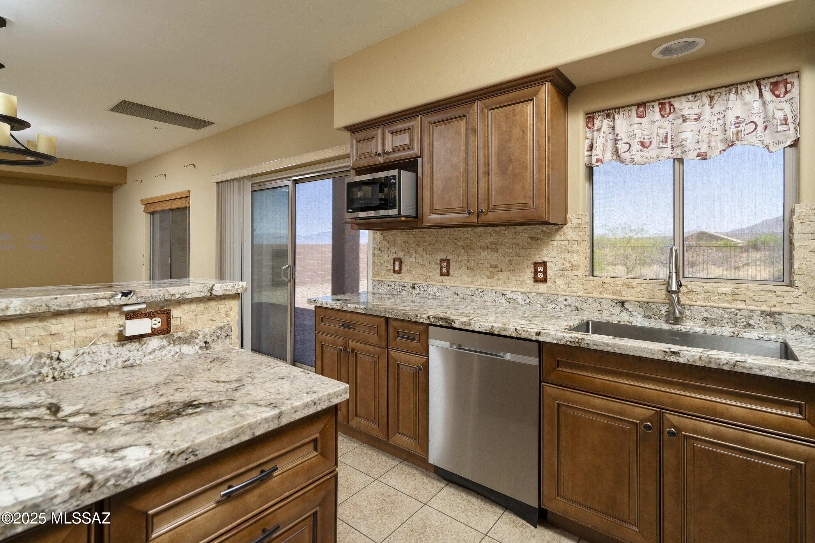 17533 South Indigo Crest Pass Vail, AZ 85641 - Photo 12 of 30