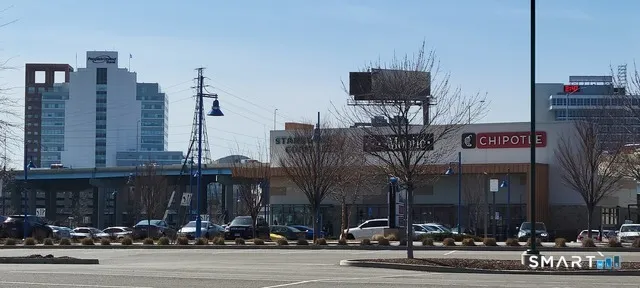 $2,200 | 50 Greenhouse Road, Unit 65D, Bridgeport, CT 06606