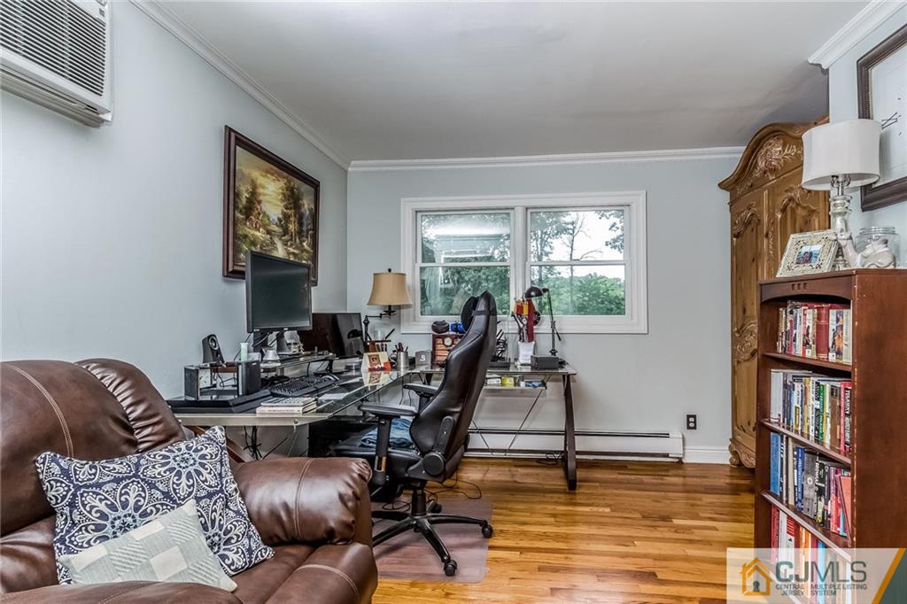 34 Wilcox Road New Brunswick, NJ 08901 - Photo 11 of 24 a living room with furniture