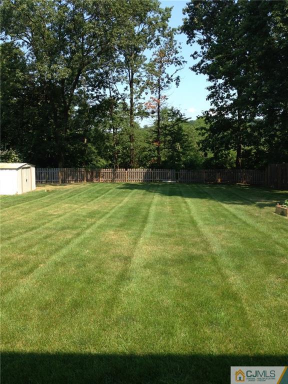 34 Wilcox Road New Brunswick, NJ 08901 - Photo 21 of 24