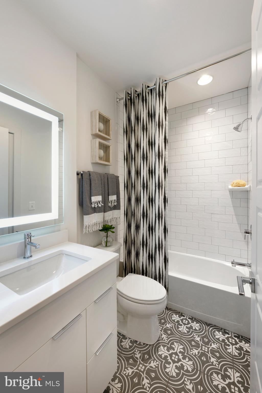 1015 D Street Northeast Washington, DC 20002 - Photo 27 of 37