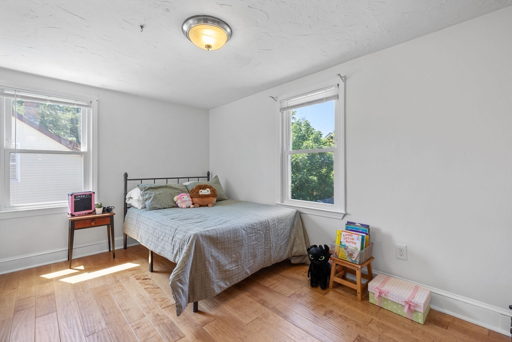 7 Hanson Street Wakefield, MA 01880 - Photo 17 of 30