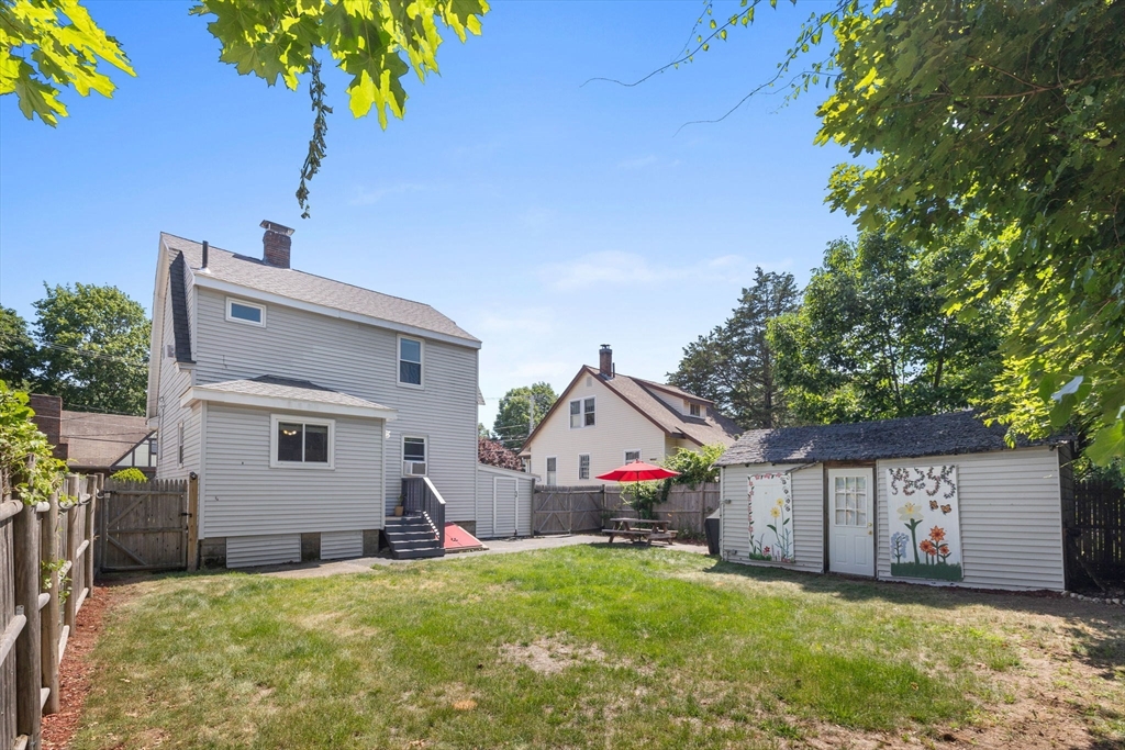 7 Hanson Street Wakefield, MA 01880 - Photo 26 of 30