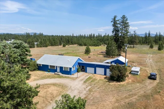 $500,000 | 40010 North Newport Highway, Elk, WA 99009