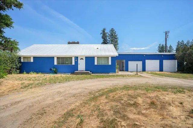 $500,000 | 40010 North Newport Highway, Elk, WA 99009