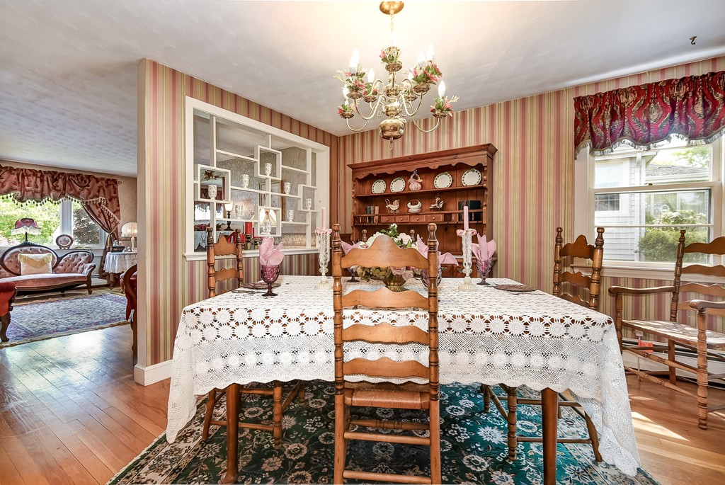 31 Longhill Road Lynn, MA 01904 - Photo 7 of 29 Gallery Image 7