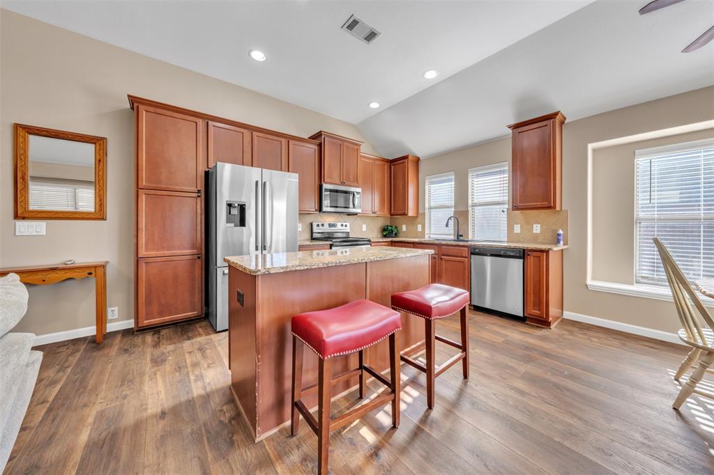 1314 Concho Trail Mansfield, TX 76063 - Photo 13 of 34