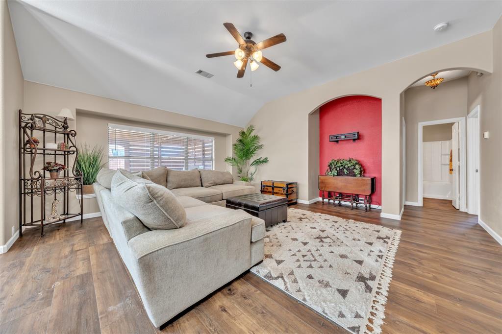 1314 Concho Trail Mansfield, TX 76063 - Photo 18 of 34