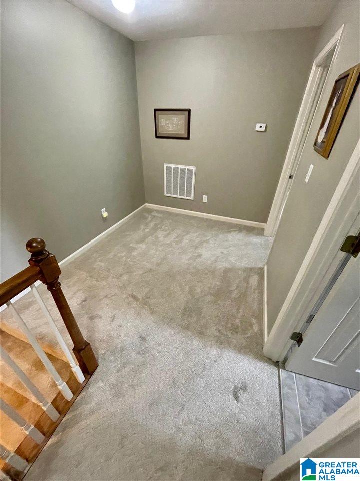 1046 Crest Road Leeds, AL 35094 - Photo 29 of 36