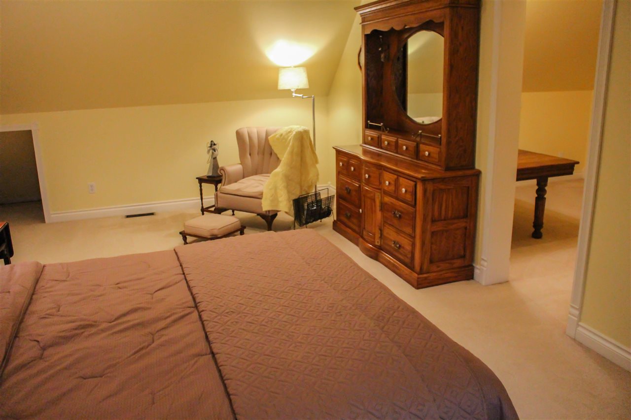 9090 South Coleman Road Maple City, MI 49664 - Photo 31 of 78 1829147-32.JPG