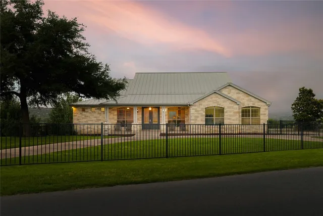 $815,000 | 22238 Oban Drive, Spicewood, TX 78669
