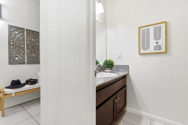 $569,900 | 4613 West Payson Court, Visalia, CA 93291