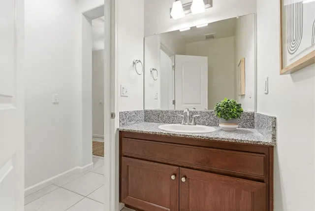 $569,900 | 4613 West Payson Court, Visalia, CA 93291