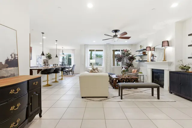 $569,900 | 4613 West Payson Court, Visalia, CA 93291