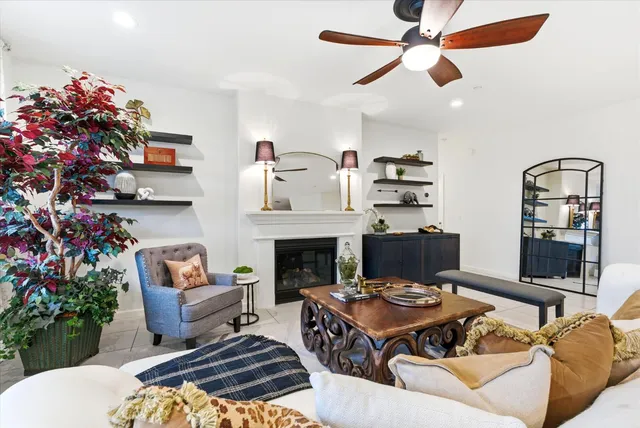 $569,900 | 4613 West Payson Court, Visalia, CA 93291