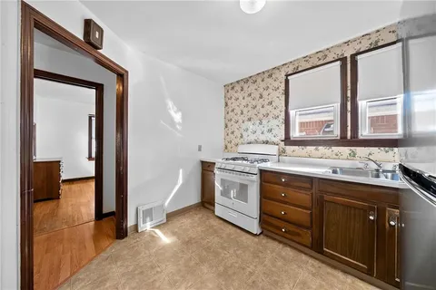 $185,000 | 115 Frankfort Avenue, Pittsburgh, PA 15229