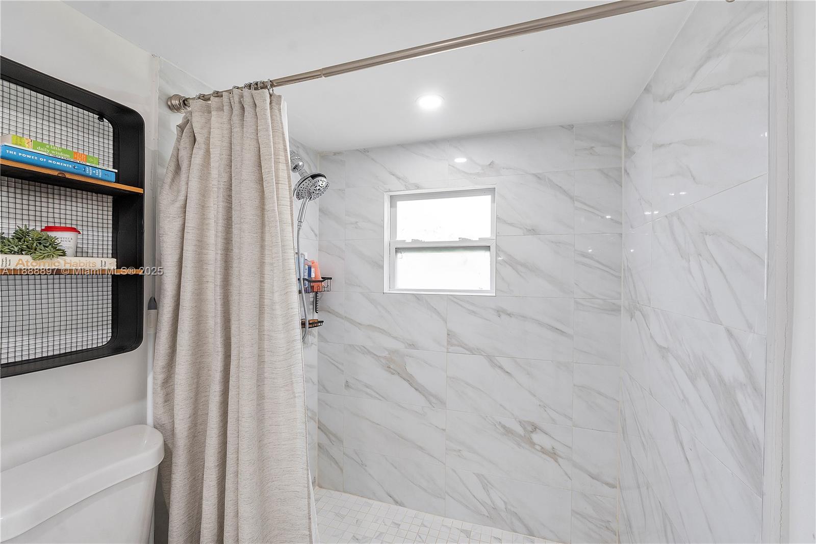 1101 Northwest 40th Street Miami, FL 33127 - Photo 12 of 31