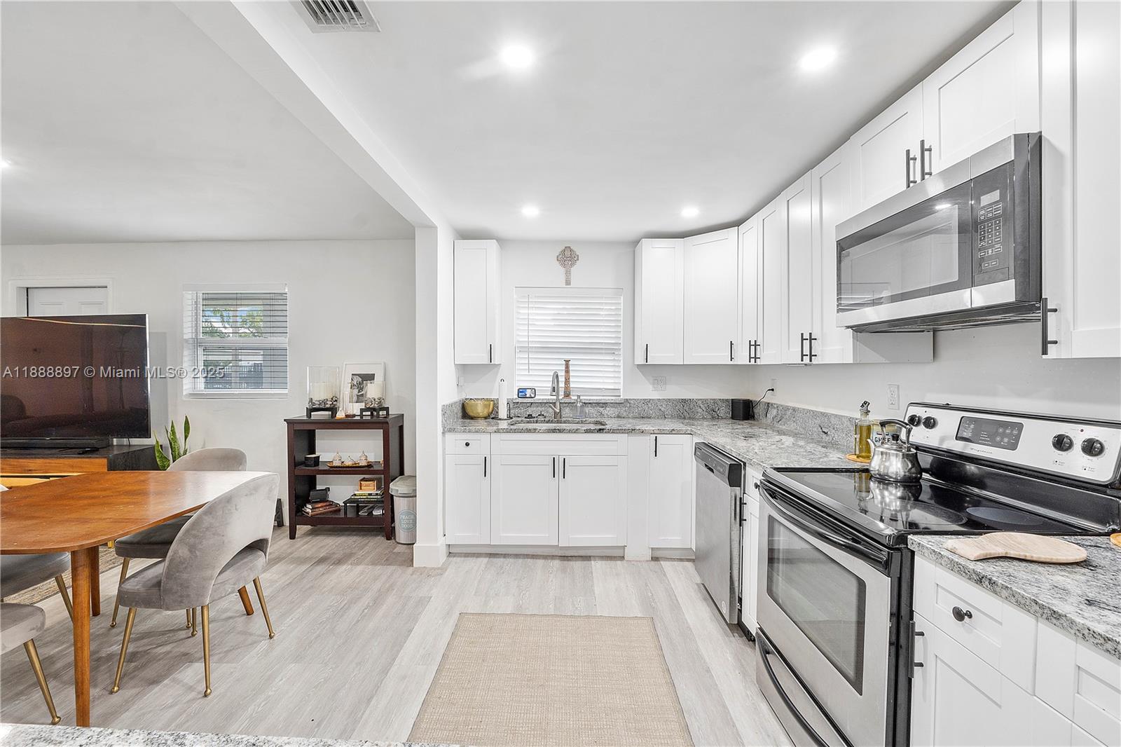 1101 Northwest 40th Street Miami, FL 33127 - Photo 18 of 31