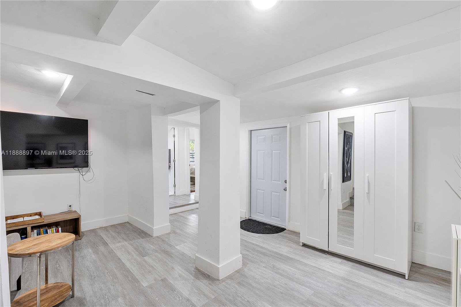 1101 Northwest 40th Street Miami, FL 33127 - Photo 20 of 31