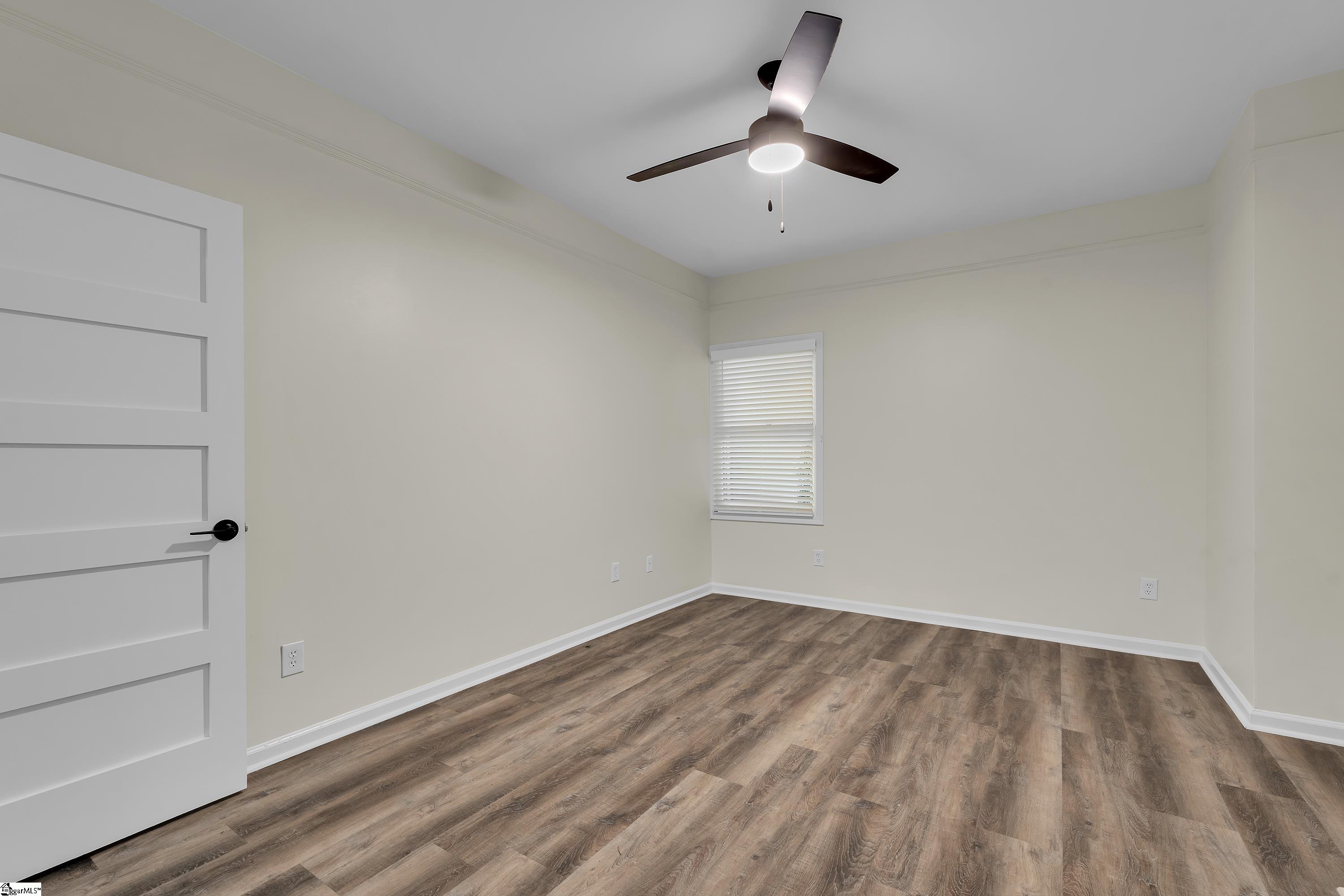 233 North Main Street, Unit 511 Greenville, SC 29601 - Photo 8 of 31