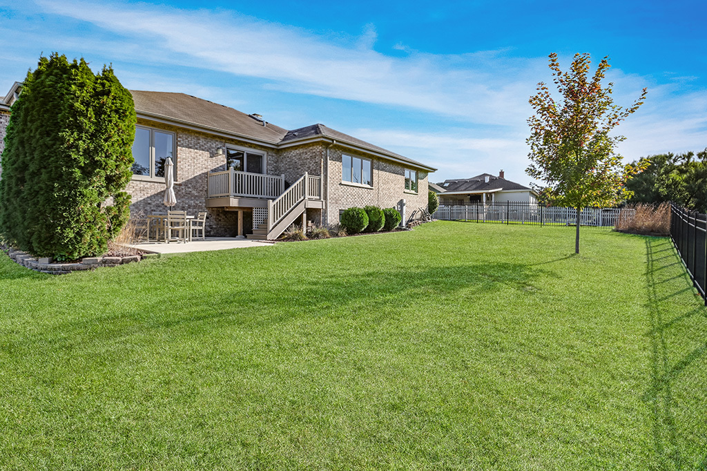 1075 Norwalk Road Lemont, IL 60439 - Photo 8 of 23 Gallery Image 8
