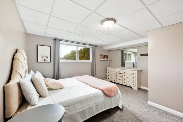 $1,100,000 | 64 Oakland Road, Cambridge, WI 53523