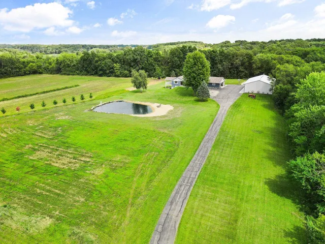 $1,100,000 | 64 Oakland Road, Cambridge, WI 53523