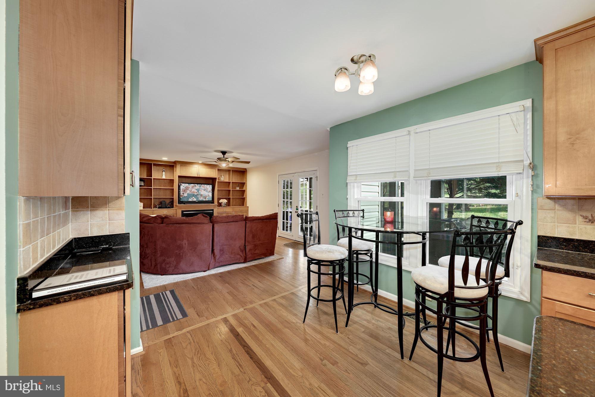 5 Middlebridge Court Silver Spring, MD 20906 - Photo 12 of 43 Kitchen and Family room