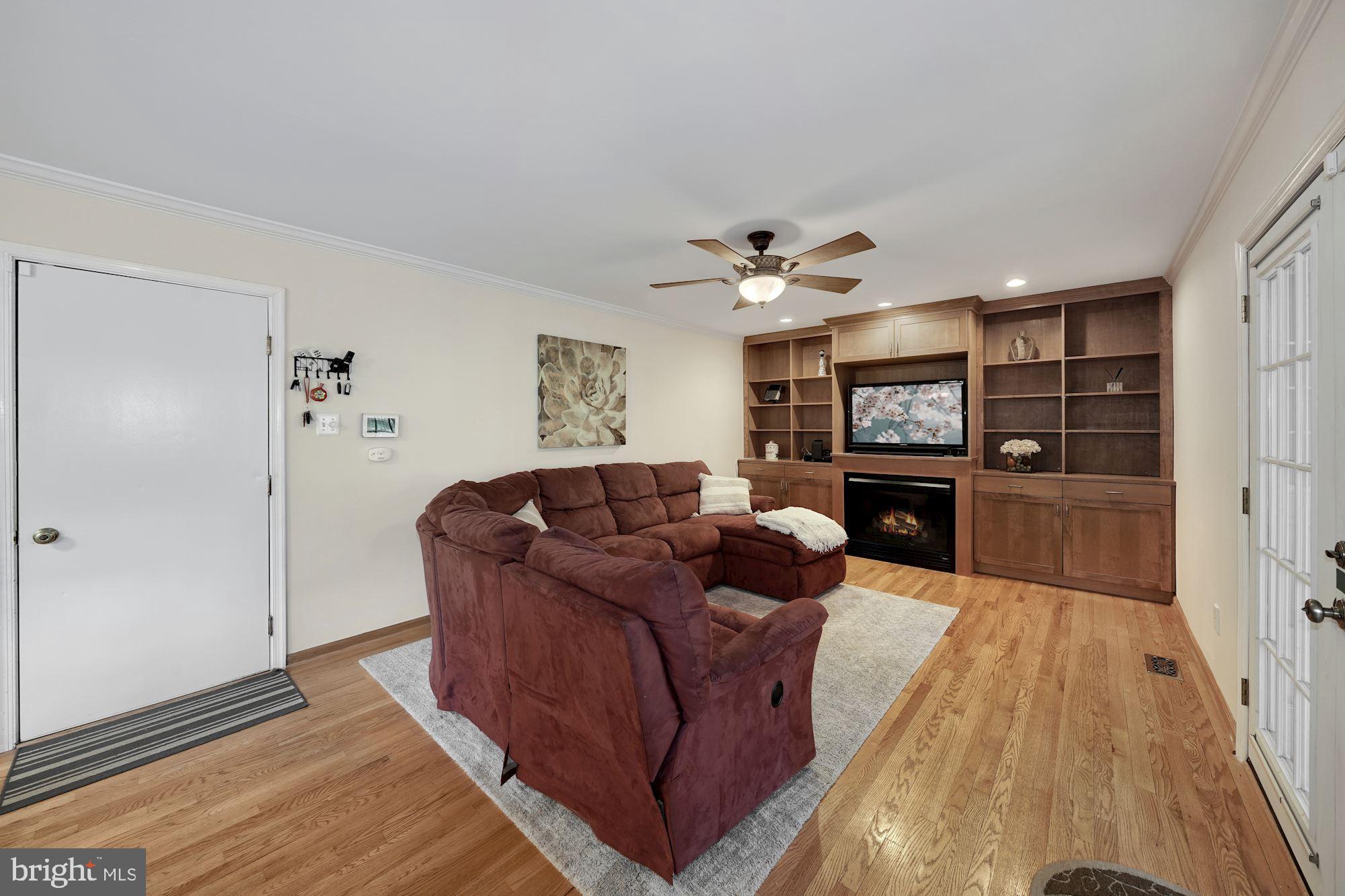 5 Middlebridge Court Silver Spring, MD 20906 - Photo 13 of 43 Family Room with Built in Bookshelves