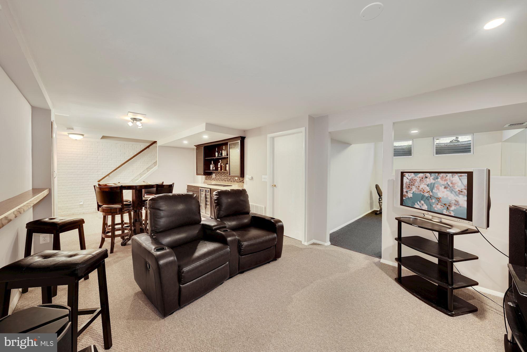 5 Middlebridge Court Silver Spring, MD 20906 - Photo 34 of 43 Perfect combo space