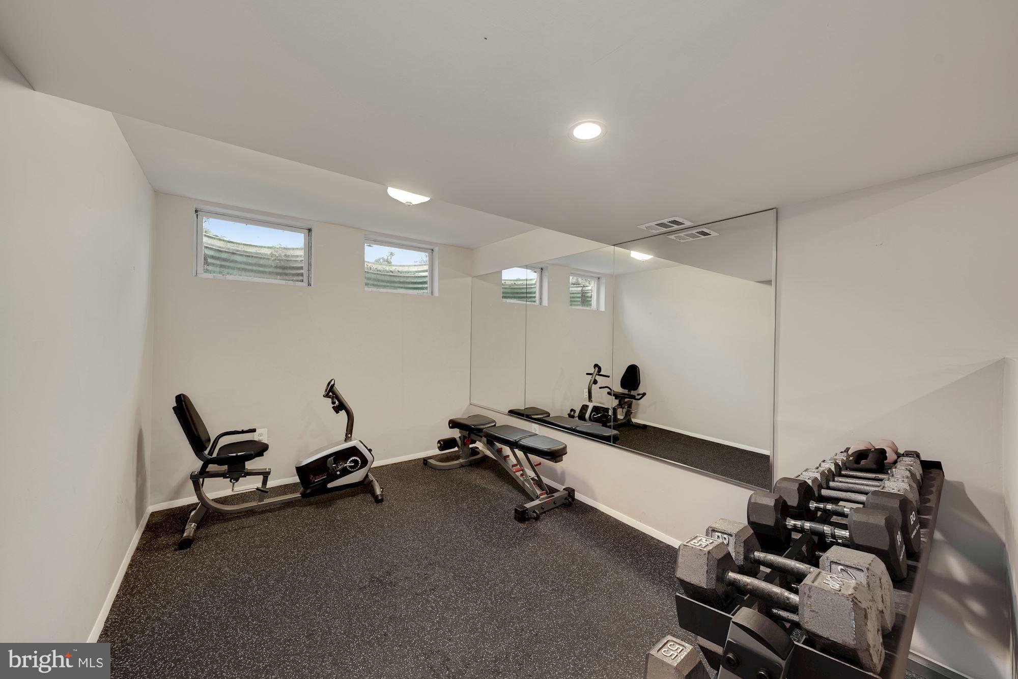 5 Middlebridge Court Silver Spring, MD 20906 - Photo 35 of 43 Area for a gym
