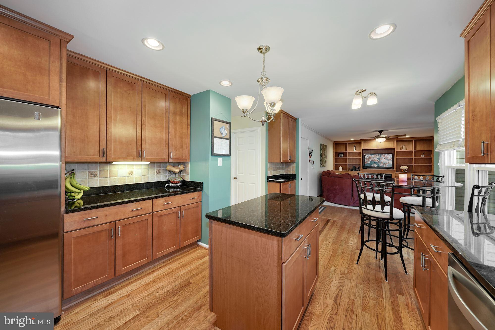 5 Middlebridge Court Silver Spring, MD 20906 - Photo 8 of 43 Gleaming hardwood floors