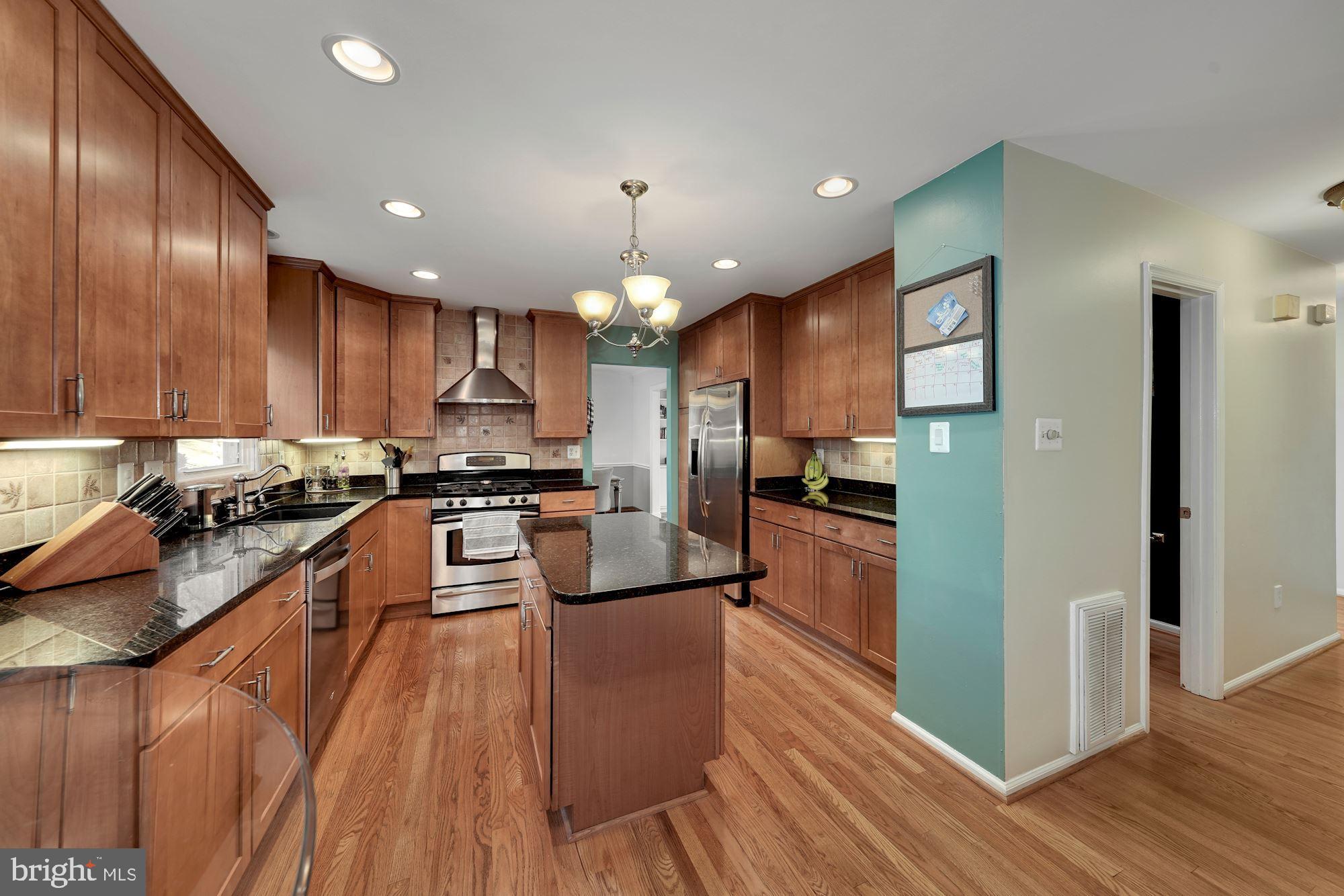 5 Middlebridge Court Silver Spring, MD 20906 - Photo 10 of 43