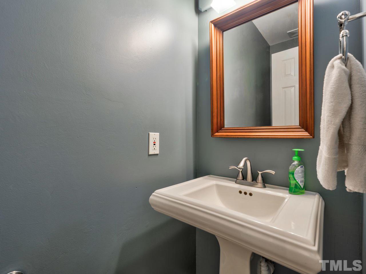 104 Moray Drive Raleigh, NC 27613 - Photo 12 of 30