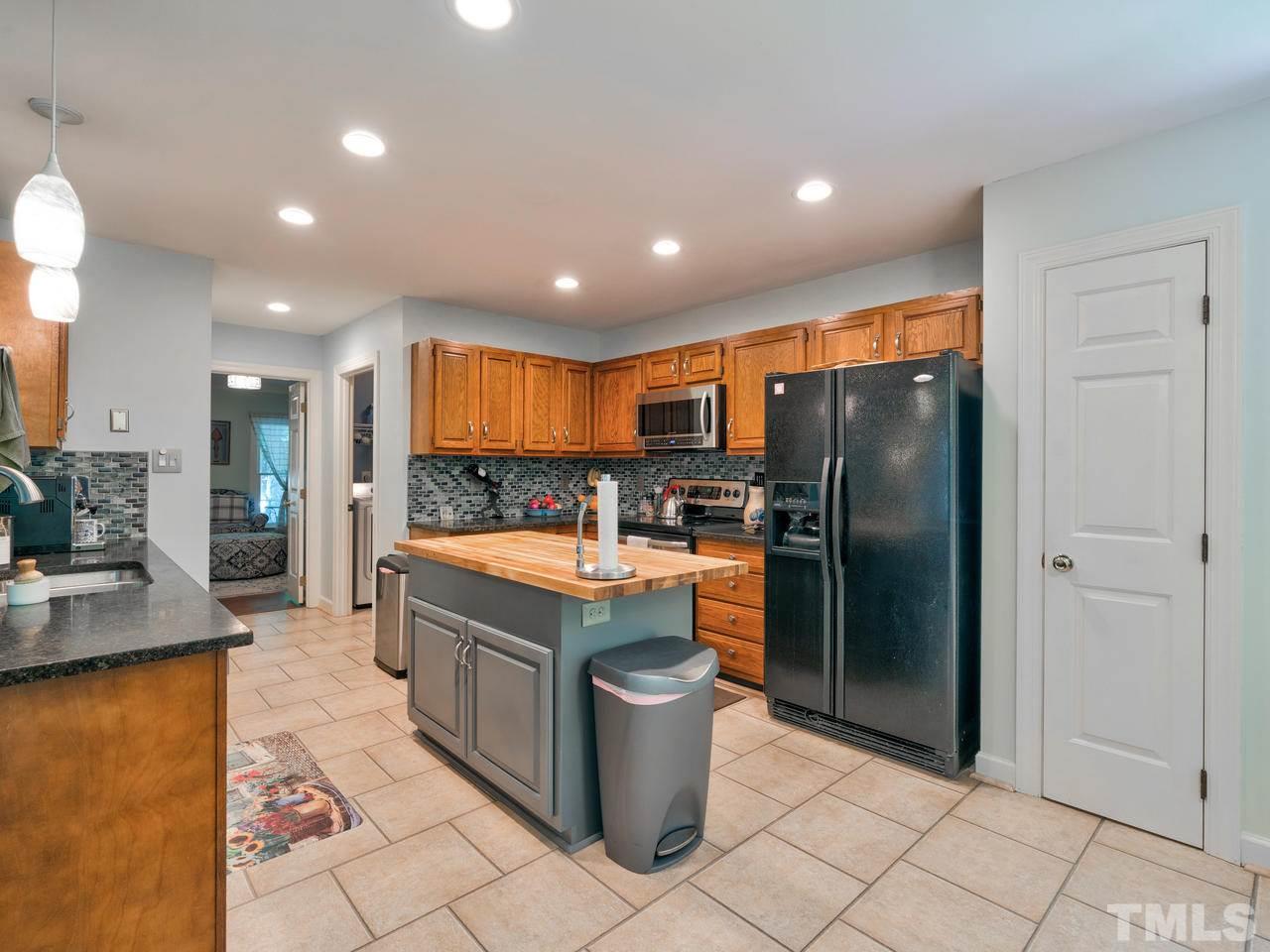 104 Moray Drive Raleigh, NC 27613 - Photo 8 of 30
