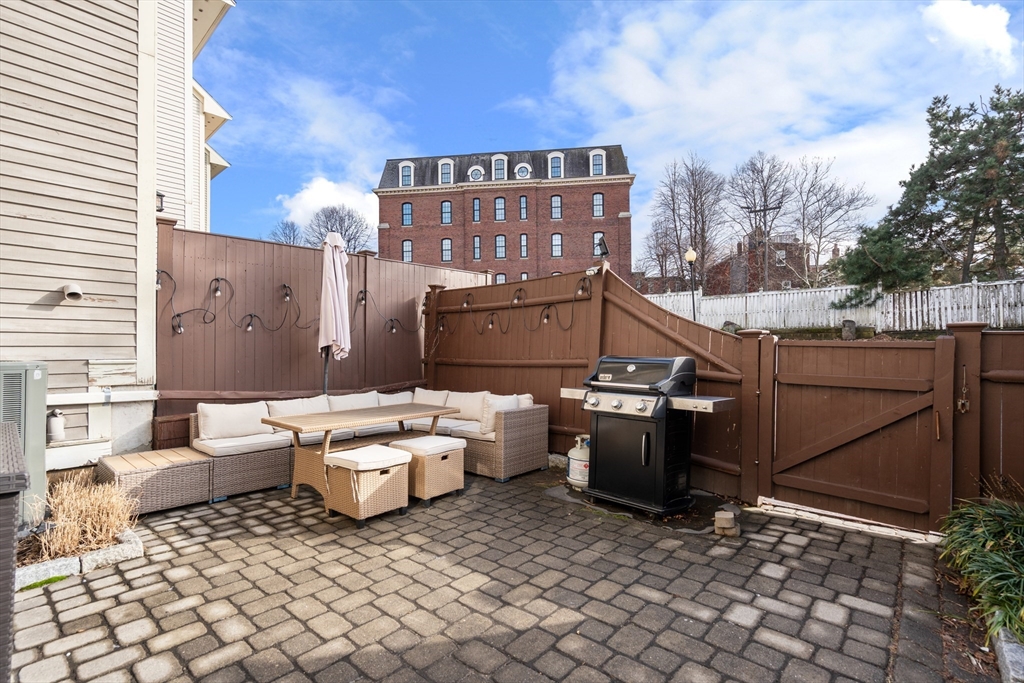 19 Charles Street Boston, MA 02129 - Photo 23 of 28