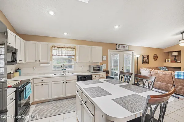 $460,000 | 1826 Woodberry Circle, Melbourne, FL 32935