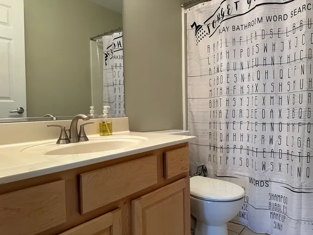 $2,600 | 13344 Forest Ridge Drive, Palos Heights, IL 60463