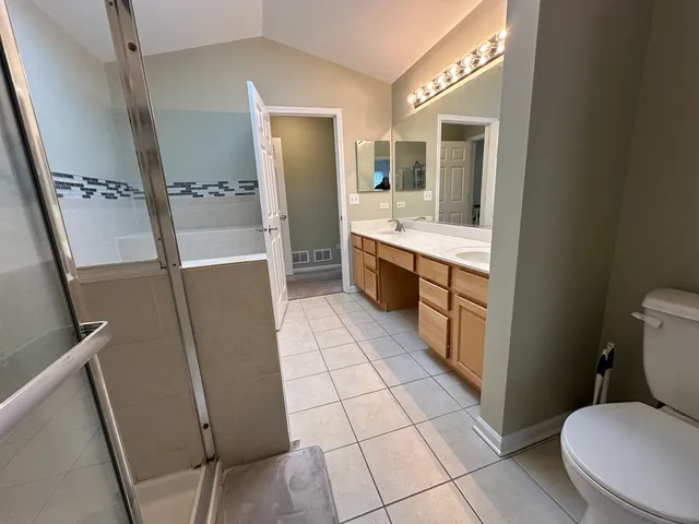 $2,600 | 13344 Forest Ridge Drive, Palos Heights, IL 60463