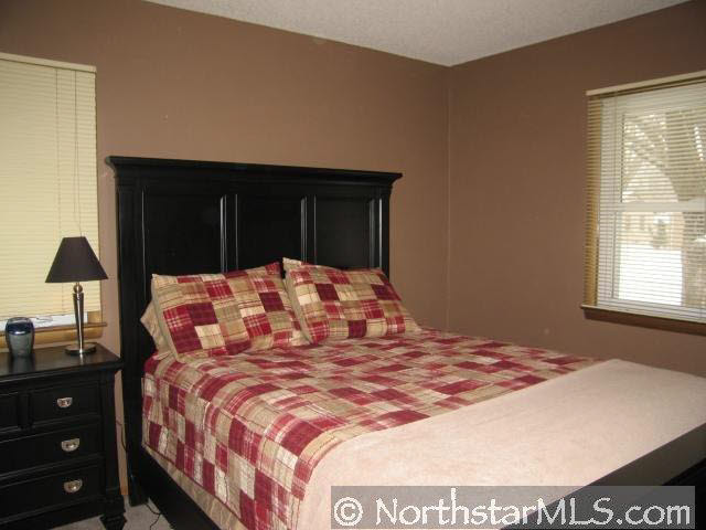 1704 Hillview Road Shoreview, MN 55126 - Photo 3 of 10 Gallery Image 3