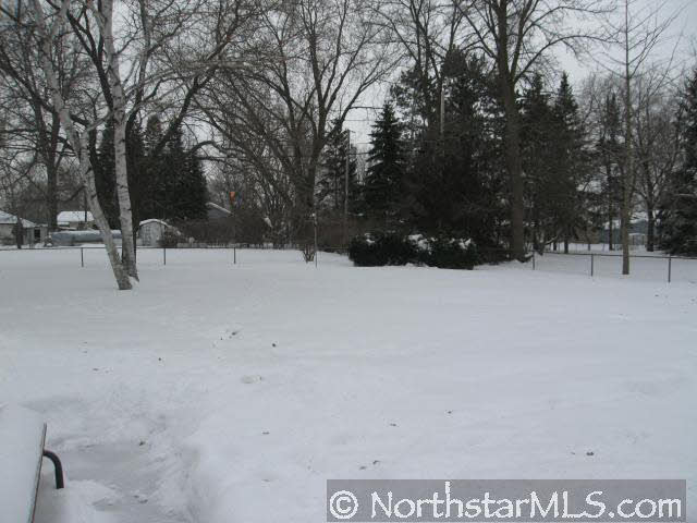 1704 Hillview Road Shoreview, MN 55126 - Photo 8 of 10 Gallery Image 8