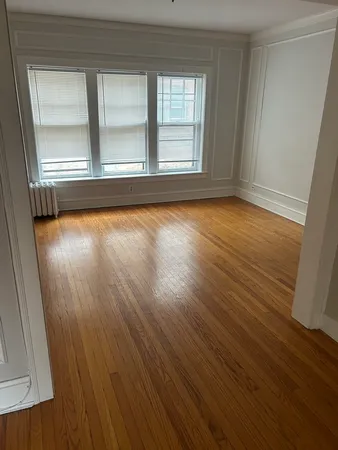 $1,700 | 811 Judson Avenue, Unit 1S, Evanston, IL 60202